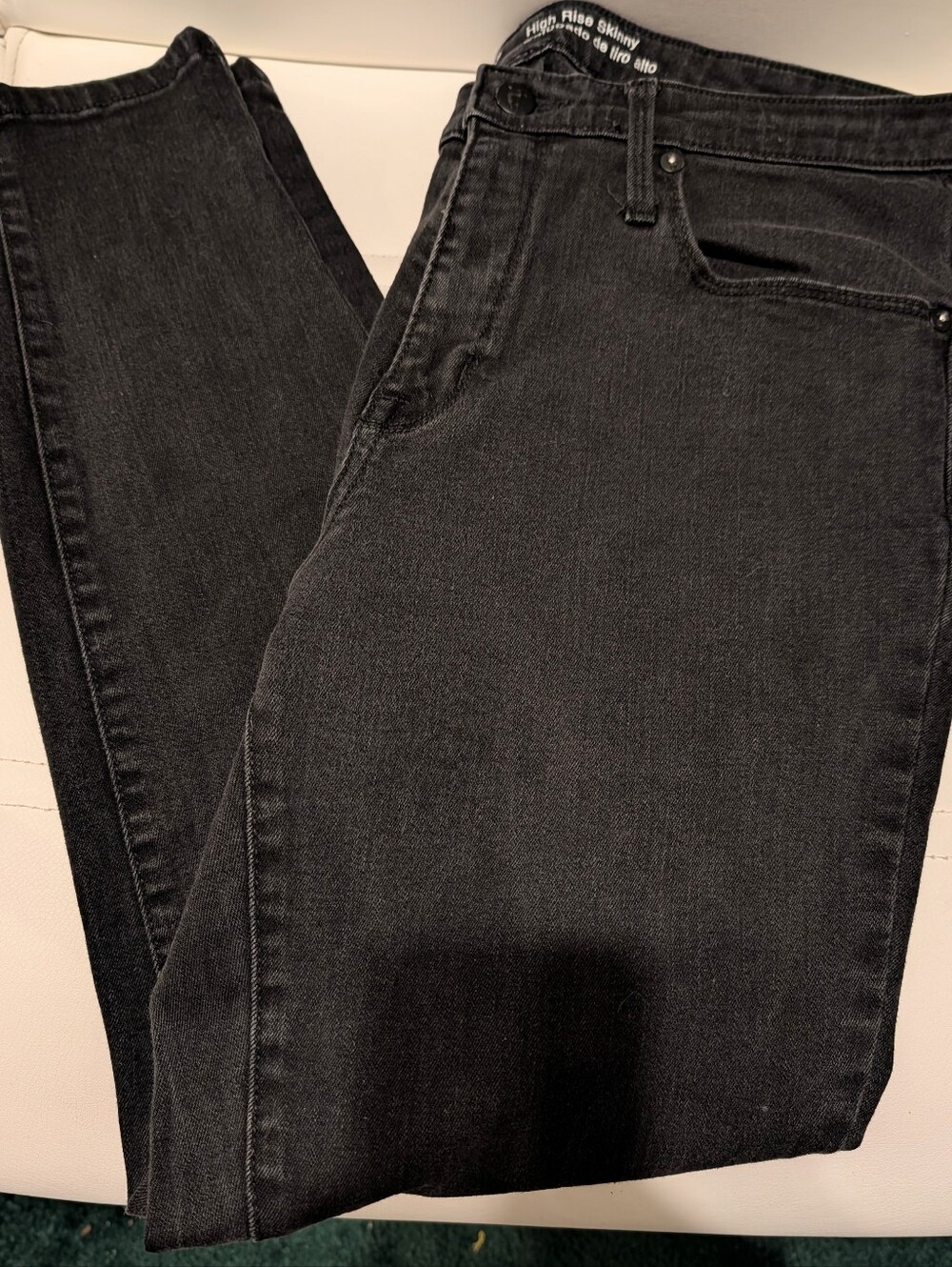 Mossimo Classic Black Women's High Rise Skinny Stretchy Jeans 14 Regular.